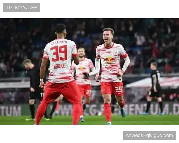 人物侧写:RB莱比锡数据分析师在比赛期间不断向教练组传递实时压迫成功率 人物侧写:RB莱比锡数据分析师在比赛期间不断向教练组传递实时压迫成功率